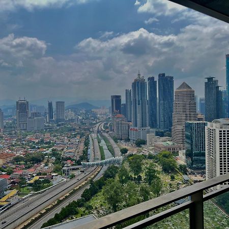 Summer Suites Klcc By Victorians กัวลาลัมเปอร์ ภายนอก รูปภาพ