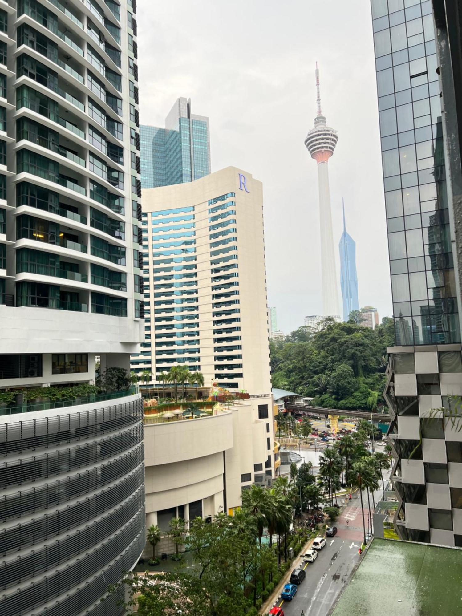 Summer Suites Klcc By Victorians กัวลาลัมเปอร์ ภายนอก รูปภาพ
